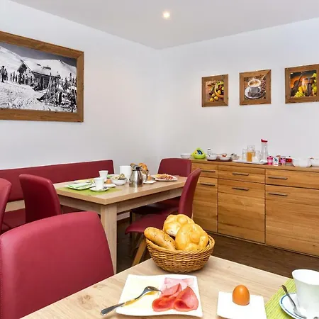 Summercard And Free Parking Included Apartman Zell am See