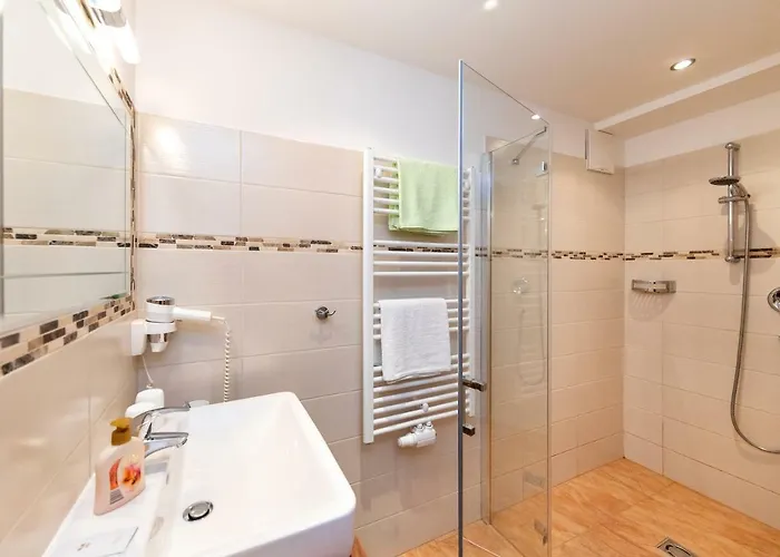 Summercard And Free Parking Included